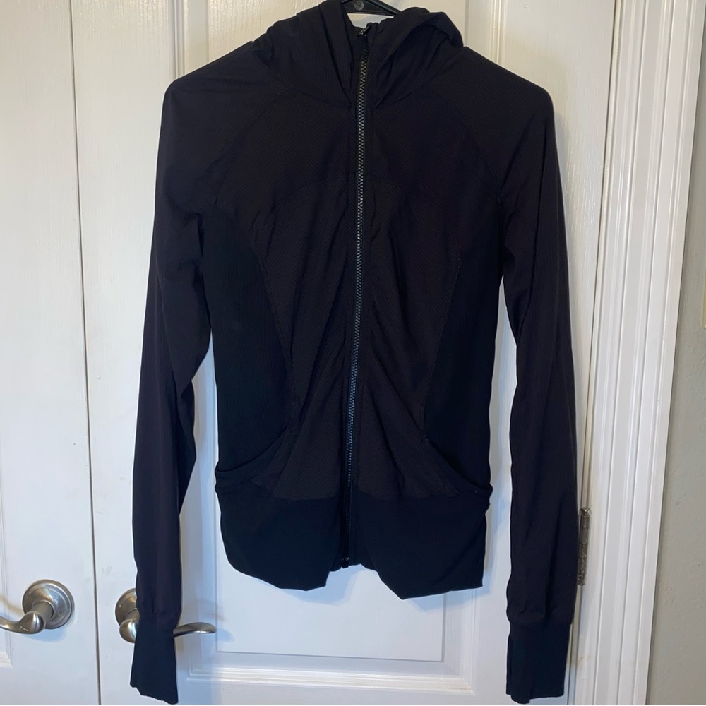 Lululemon Women’s In Flux Black Zip Up Jacket With Hoodie